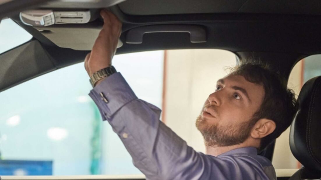 Nissan contrata a un ingeniero en olores para mejorar el aroma a auto nuevo