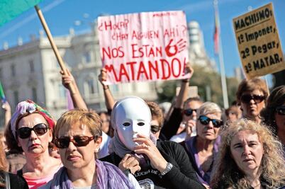 Marchan contra violencia machista