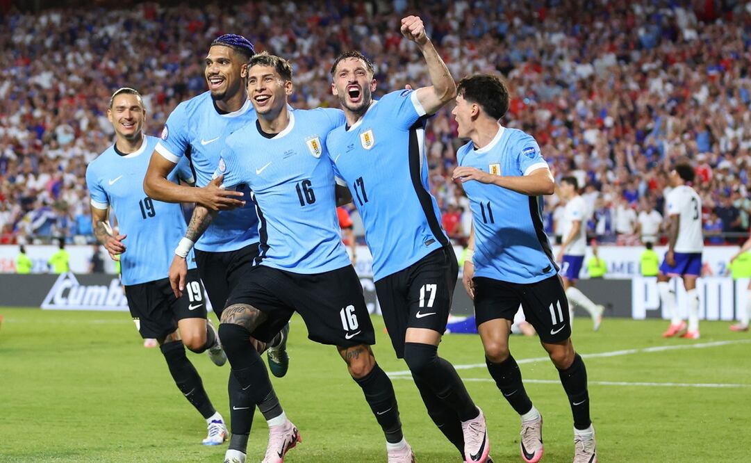 Uruguay avanza a los cuartos de final FOTO: AFP