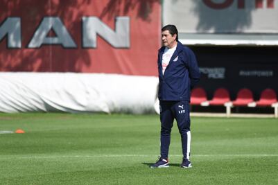 Los mexicanos que han dirigido a Chivas y América