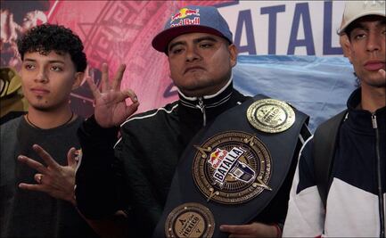Cruz Azul felicita a Aczino tras el tricampeonato 