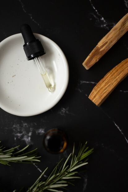 Los ingredientes naturales más poderosos para fortalecer las uñas