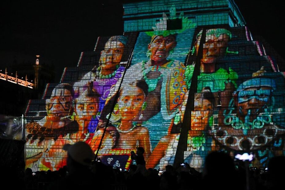 Pirámide de Kukulkán en el Zócalo. Foto: Instagram @culturaciudadmx