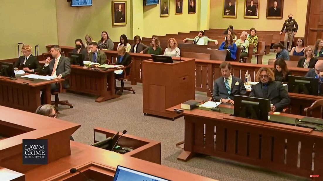 En un juicio que se transmitió por redes sociales evidenciaron los abusos que ambos cometieron. Foto: Netflix y Archivos