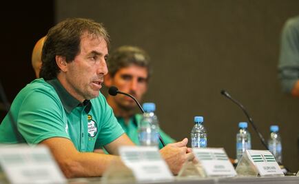 Guillermo Almada descarta crisis en Santos Laguna