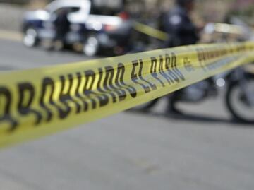 Hallan tres cuerpos colgados de un puente en Fresnillo, Zacatecas