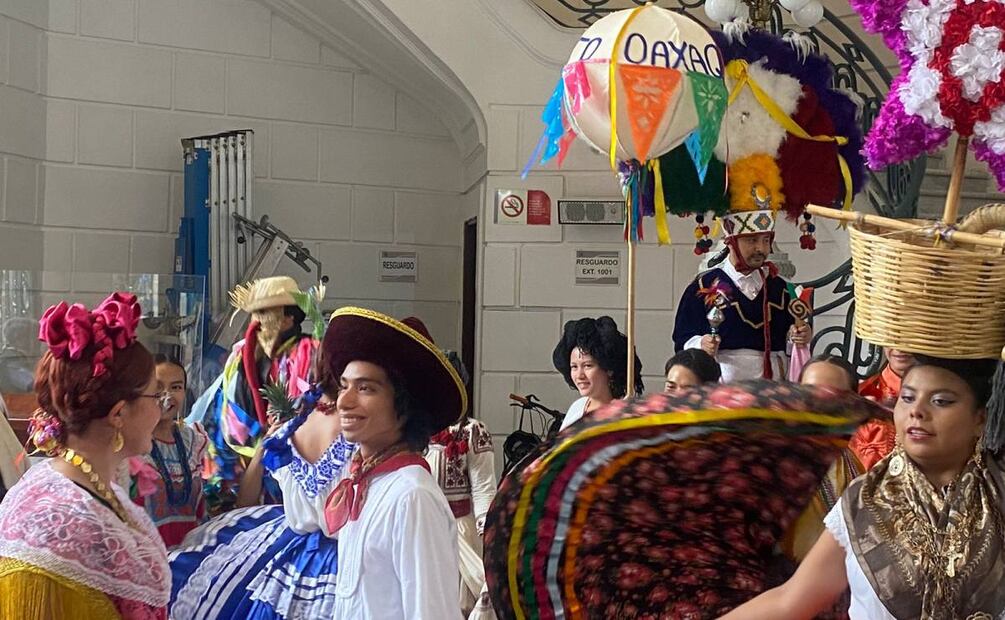 El sábado 22 de julio y domingo 23 julio en el Parque Tezozómoc tendrá lugar la Calenda o Convite, además de la presentación de la Guelaguetza y verbena popular. Foto: Especial