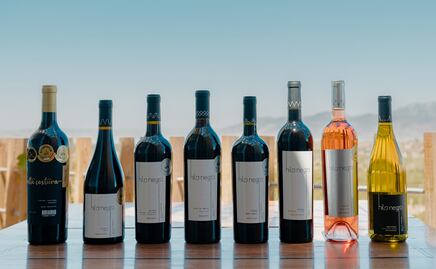 Hilo Negro, la bodega con costuras en su etiqueta