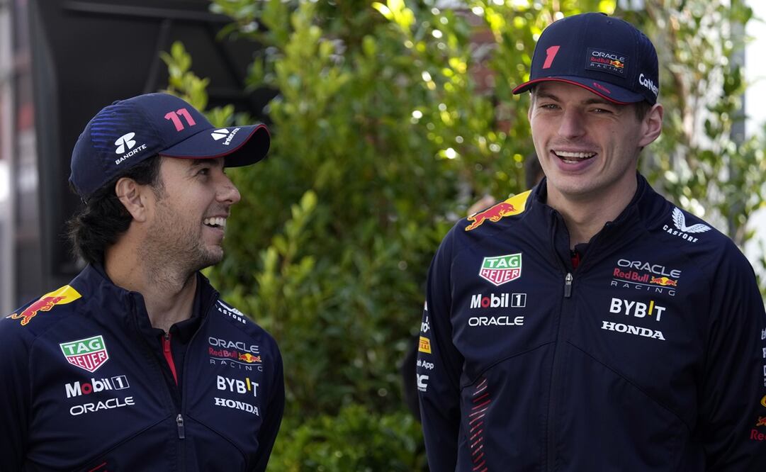 Checo Pérez y Max Verstappen - Foto: EFE