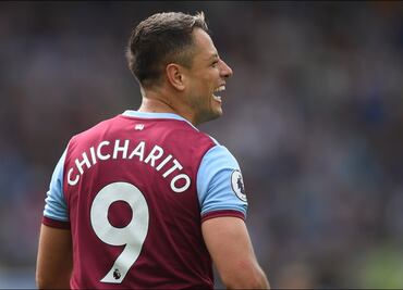 'Chicharito' Hernández firma con el Sevilla