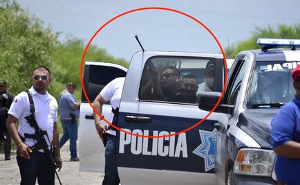 Jefe policiaco dispara al aire frente a periodistas en Coahuila