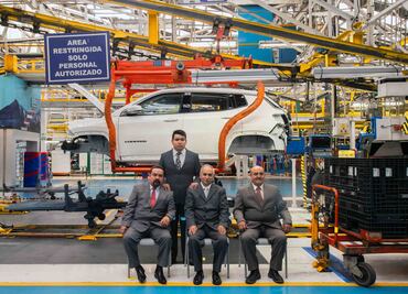 La familia mexicana que lleva cuatro generaciones en la industria automotriz