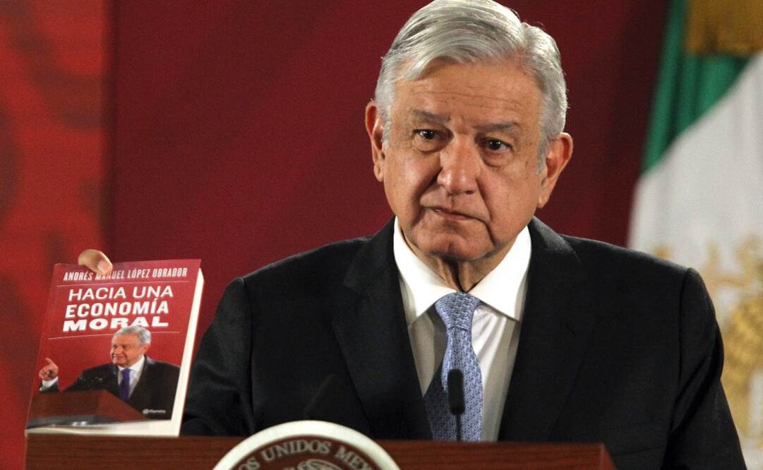 El presidente Andrés Manuel López Obrador aseguró que el conquistador Hernán Cortés cometió el "primer raude" de la historia mexicana y atribuyó a los soldados españoles los primeros casos de corrupción en el país. EFE/ Mario Guzmán