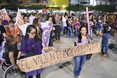 Con marchas, exigen justicia ante feminicidios