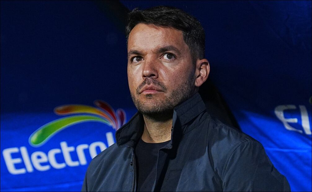 Nicolás Larcamón tuvo autocritica y compromiso al aceptar su deuda con Cruz Azul y la afición / FOTO: Imago7