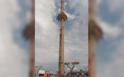 Falla en juego mecánico deja a siete personas atrapadas en la Feria de Chalco; no se reportan lesionados