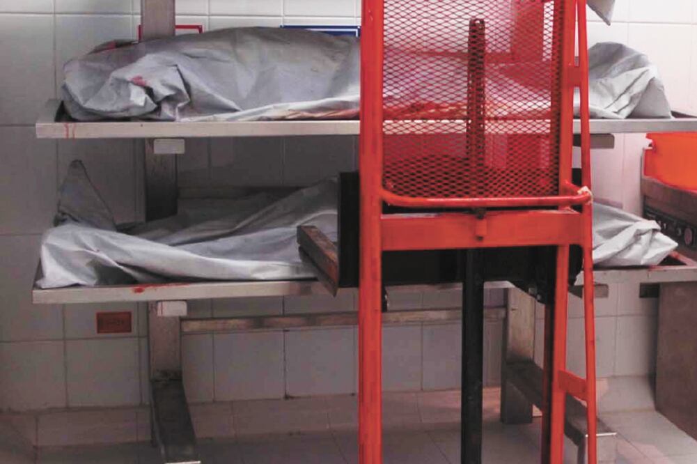 Proto colos. Alejandro Encinas pide crear un sistema que permita identificar cadáveres. Foto: ARCHIVO EL UNIVERSAL