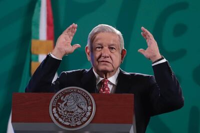 AMLO llama “cínicos y caraduras” al PRI, PAN y PRD por denunciar presunta intromisión del crimen en elecciones