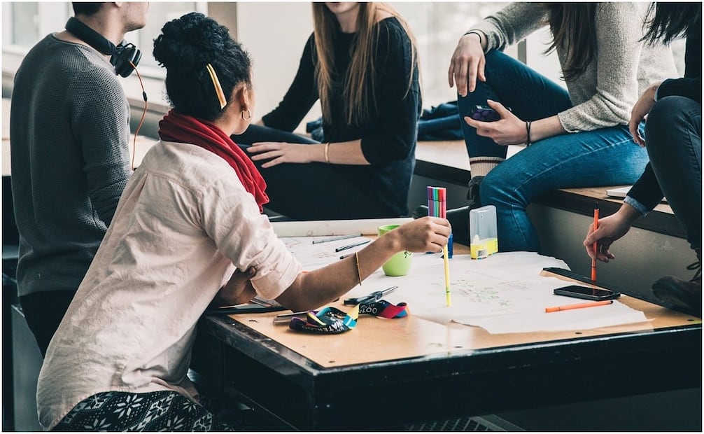 Entre los empleadores que prevén una reducción de personal, un tercio (32%) señala la reducción de demanda como el principal factor. Foto: Pixabay