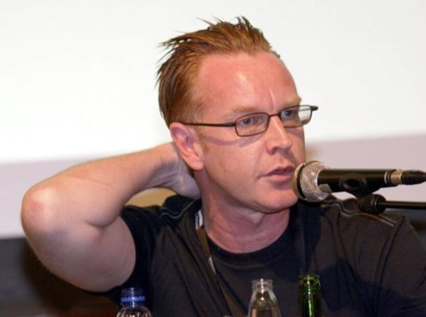 Muere tecladista de Depeche Mode, Andy Fletcher