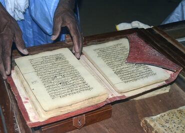 Futuro digital para manuscritos antiguos de "la ciudad de las bibliotecas"