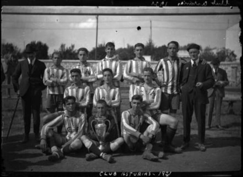 El primer campeonato nacional de fútbol