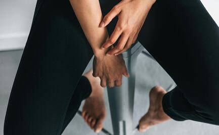 Cómo lavar los jeans negros para que no se decoloren