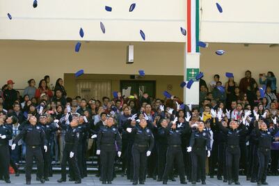 “Desconocen los sacrificios para poder ser policía”