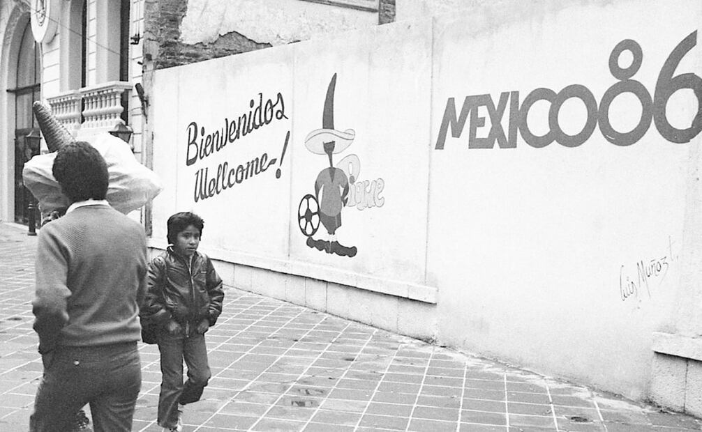 EL UNIVERSAL recuperó, en su cobertura del primero de junio de 1986, que la mayoría de los asistentes eran de clase alta o “niños bien”, mientras los aficionados de menos recursos se peleaban en la taquilla para conseguir un boleto barato. Casi nadie de las clases bajas pudo ingresar y varios dijeron a este diario “al cabo que ni quería entrar”. Foto: Archivo EL UNIVERSAL.