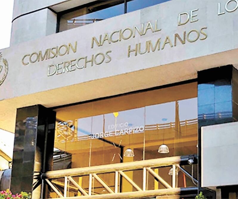 Negativa . La elección de titular de la CNDH ha provocado amparos. ARCHIVO EL UNIVERSAL