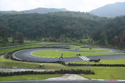 Cuánto cuesta correr en el kartódromo Sierra Esmeralda