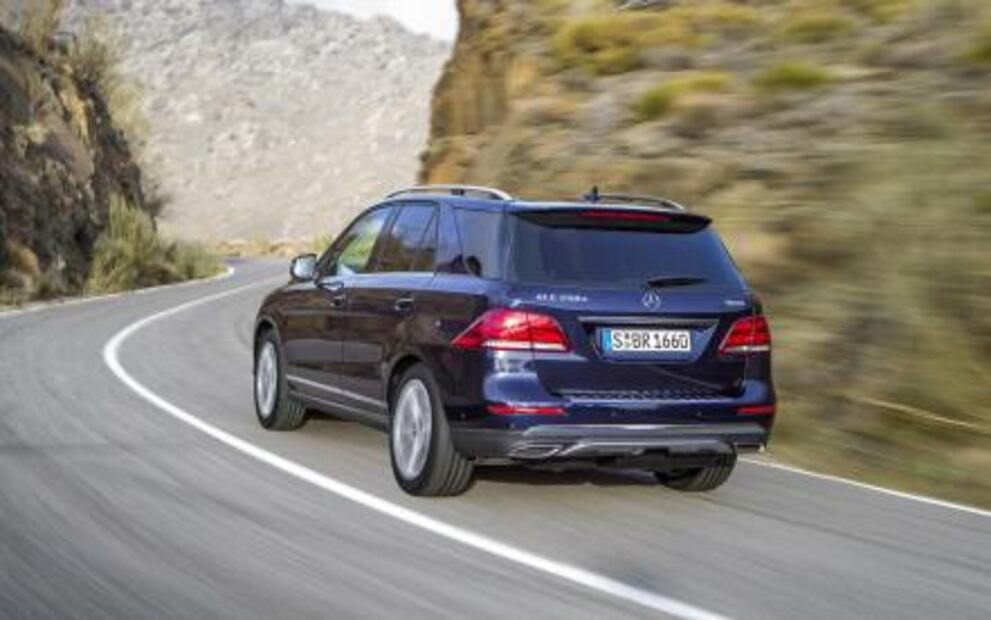 BMW y Mercedes-Benz se ven amenazados por Donald Trump