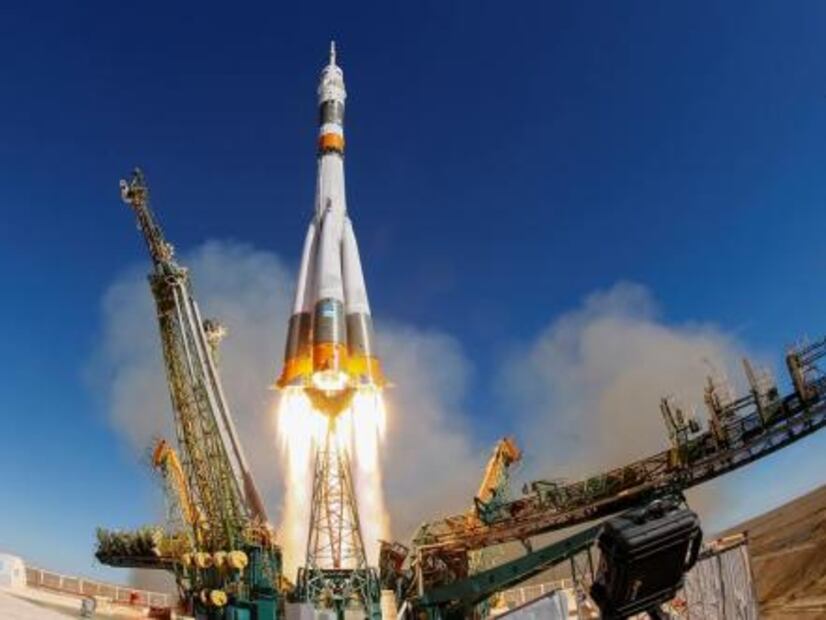 Falla obliga a cohete Soyuz a aterrizar poco después del despegue