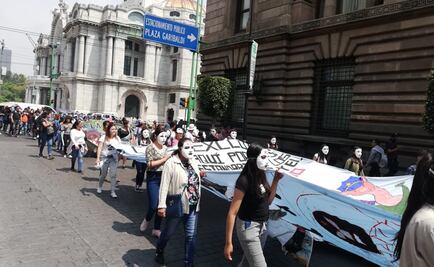 Marchan integrantes del Movimiento de Aspirantes Excluidos de la Educación Superior