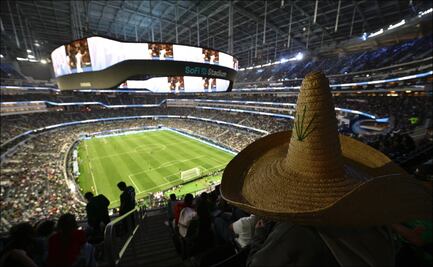 Grito considerado homofóbico detiene la final entre México y Panamá