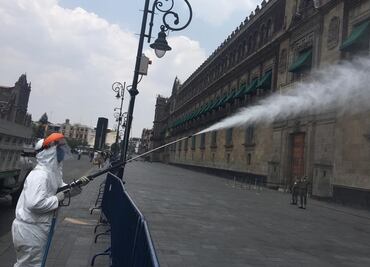 Sanitizan Palacio Nacional tras declaratoria de Fase 3 por coronavirus
