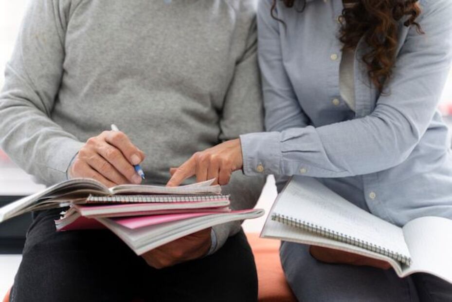 Estudiar psicología nos permite apoyar a quienes nos rodean. Fuente: Freepik.