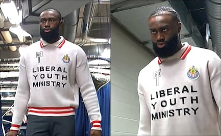Jaylen Brown, estrella de Boston Celtics, porta con orgullo suéter de Chivas en la NBA