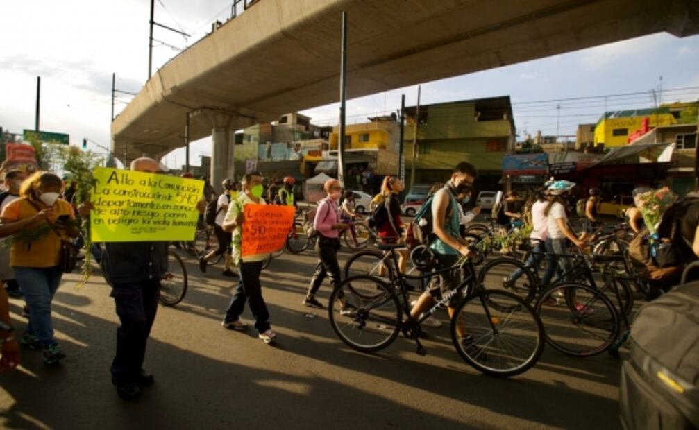 "Que caiga el Estado, no el Metro"; el clamor en Tláhuac a cuatro días de la tragedia