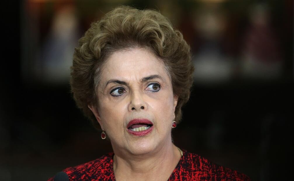 Heredera de Lula, la primera mujer electa presidenta de Brasil fue destituida durante su segundo mandato consecutivo por el Parlamento, que la acusó de maquillaje de las cuentas públicas. Foto: Archivo/El Universal