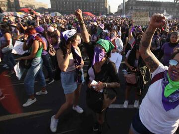 “Te prefiero violenta que muerta”: Así fue la marcha por el Día Internacional de la Mujer