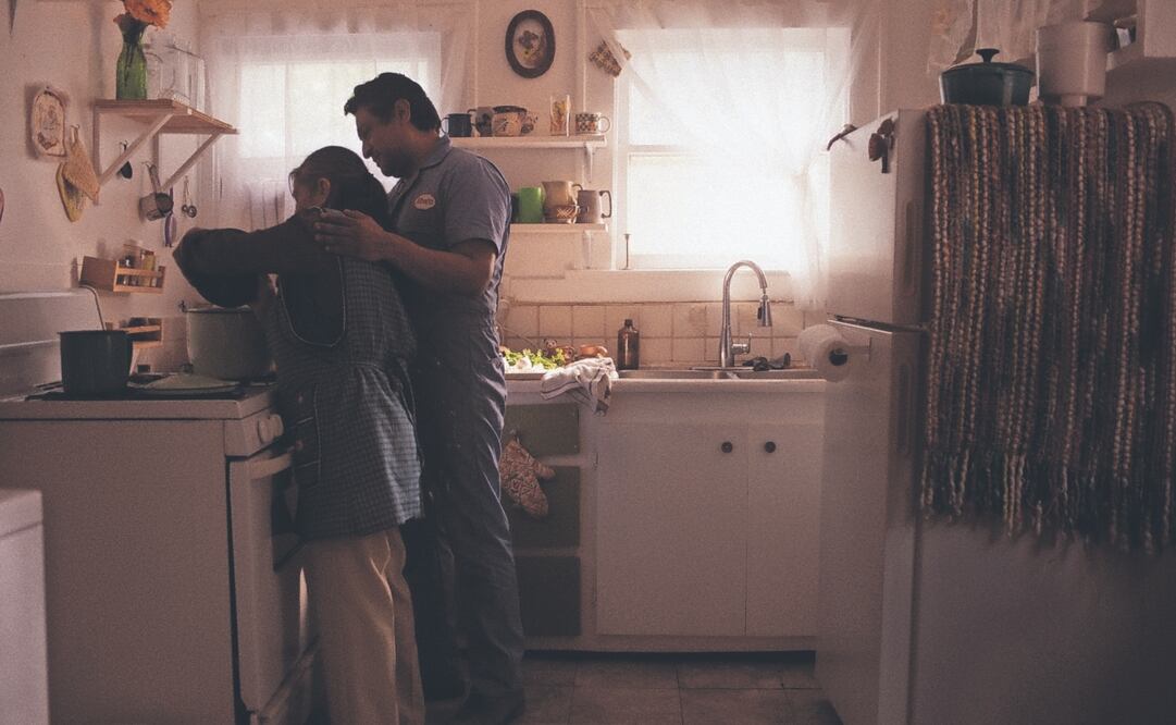 Mercedes Hernández y Omar Leyva protagonizan el cortometraje de Sergio Muñoz Esquer que se estrenará en el Festival de Nueva Orleans. Foto: de Kool Studio