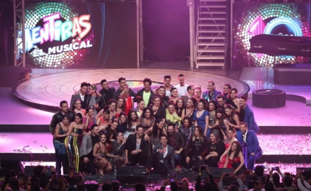 "Mentiras" logra una noche histórica en el Auditorio Nacional 