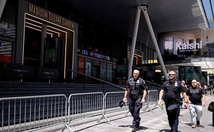 Bradley Cooper, Gigi Hadid y la publicista de Taylor Swift llegan al Madison Square Garden, donde se reporta el enlace de la cantante