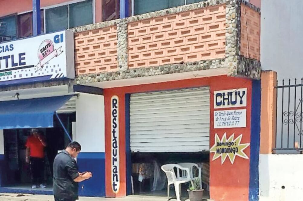 En el restaurante Chuy fue asesinado Gustavo Martín Gómez, candidato del PRI a la presidencia municipal de Francisco Z. Mena, en Puebla. Foto: ARCHIVO EL UNIVERSAL