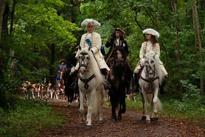 Crítica de "La favorita del rey", película protagonizada por Johnny Depp