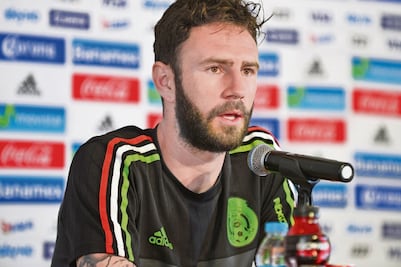 Layún acepta rol de ‘comodín’ tricolor