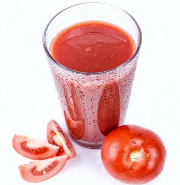 Razones para beber jugo de jitomate 