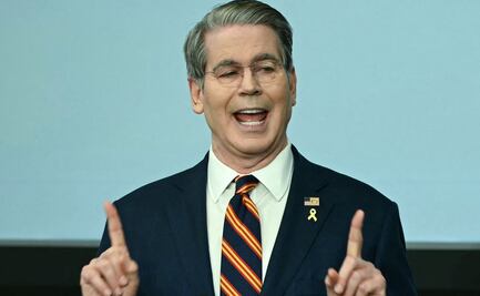 Milei necesitó un impulso para ganar elecciones, reconoce secretario del Tesoro de EU