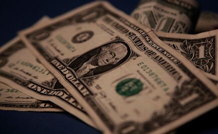 Promedia dólar en $18.01 en el aeropuerto de la CDMX